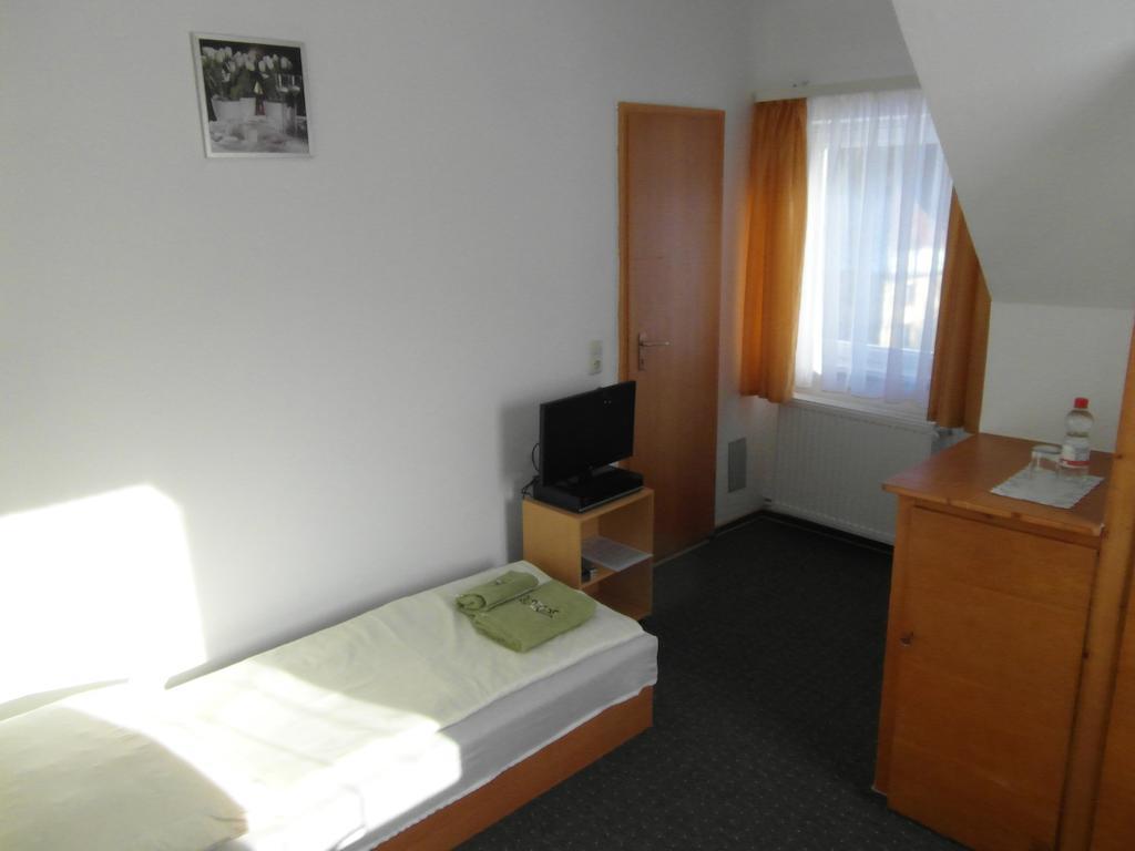 Pension "Am Wald" Lautenthal Zimmer foto