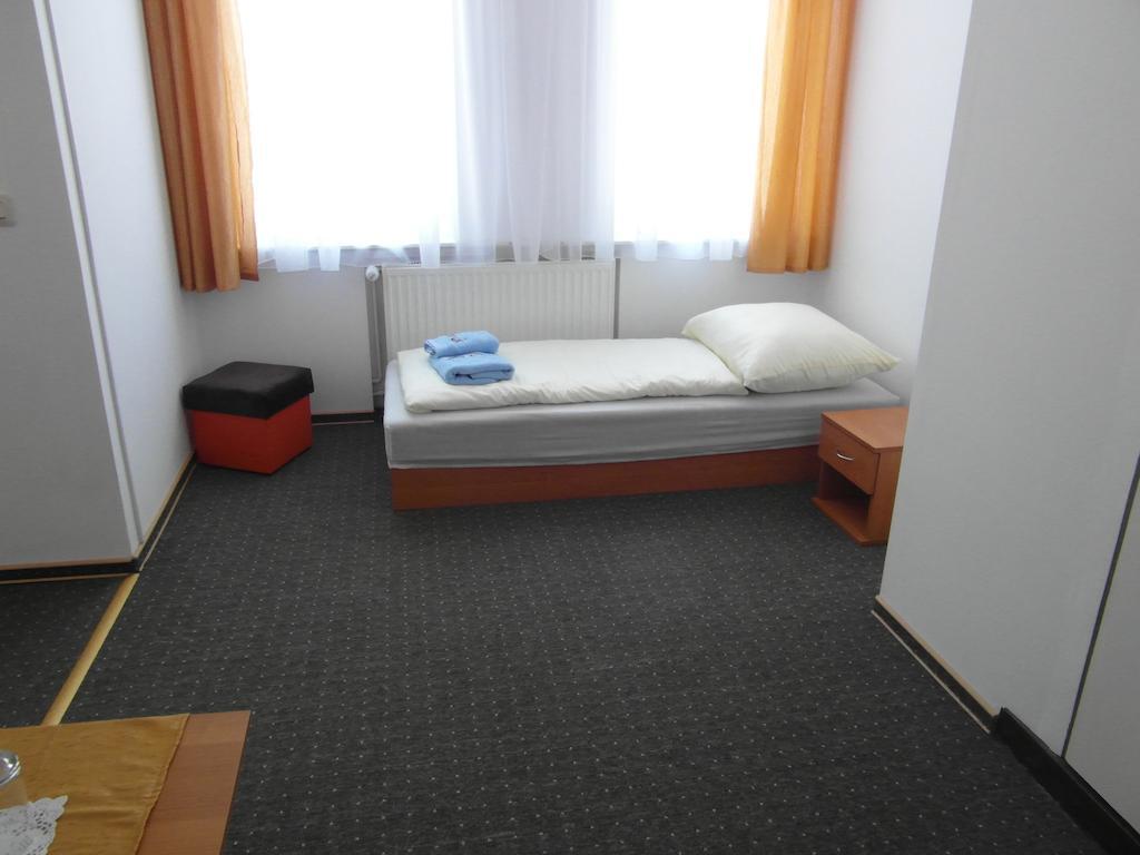 Pension "Am Wald" Lautenthal Zimmer foto